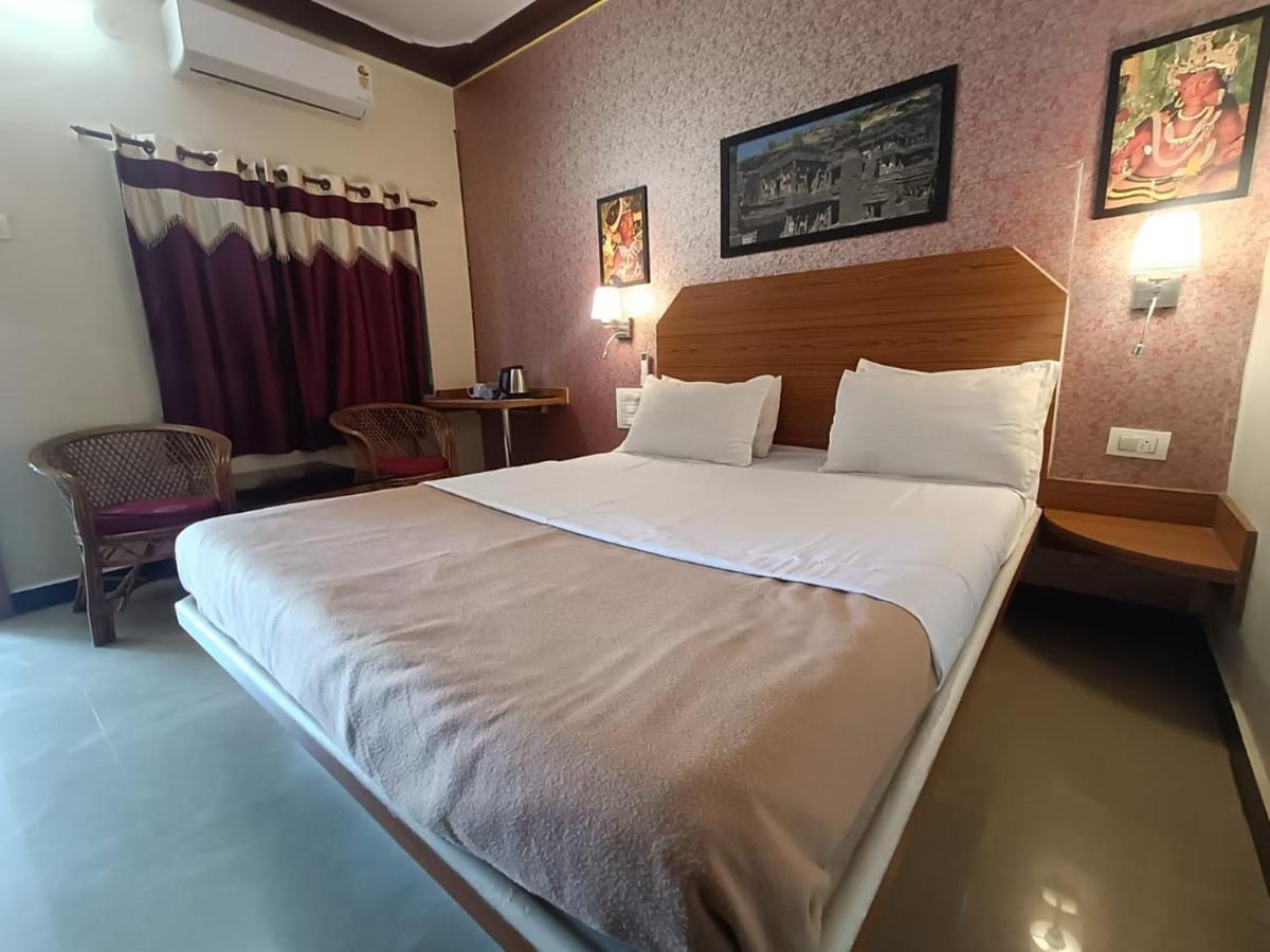 Ellora Heritage Resort Eksteriør billede