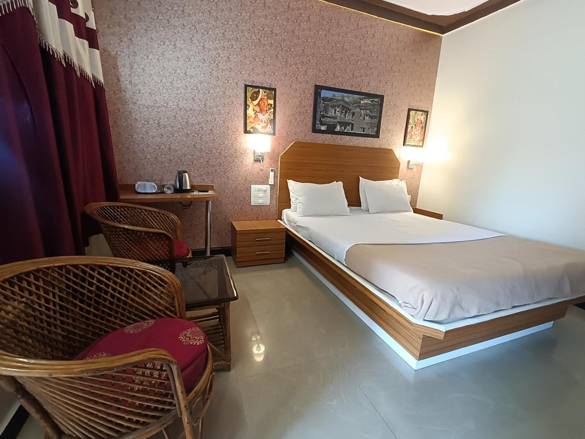 Ellora Heritage Resort Eksteriør billede